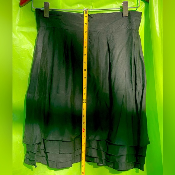 BLACK SILK SKIRT SIZE SMALL by sugar lips - Picture 3 of 10